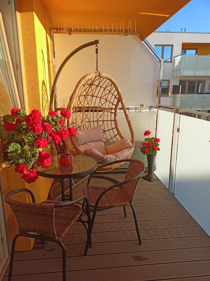 Apartament Fala-Miodowy Dom Колобжег Екстериор снимка